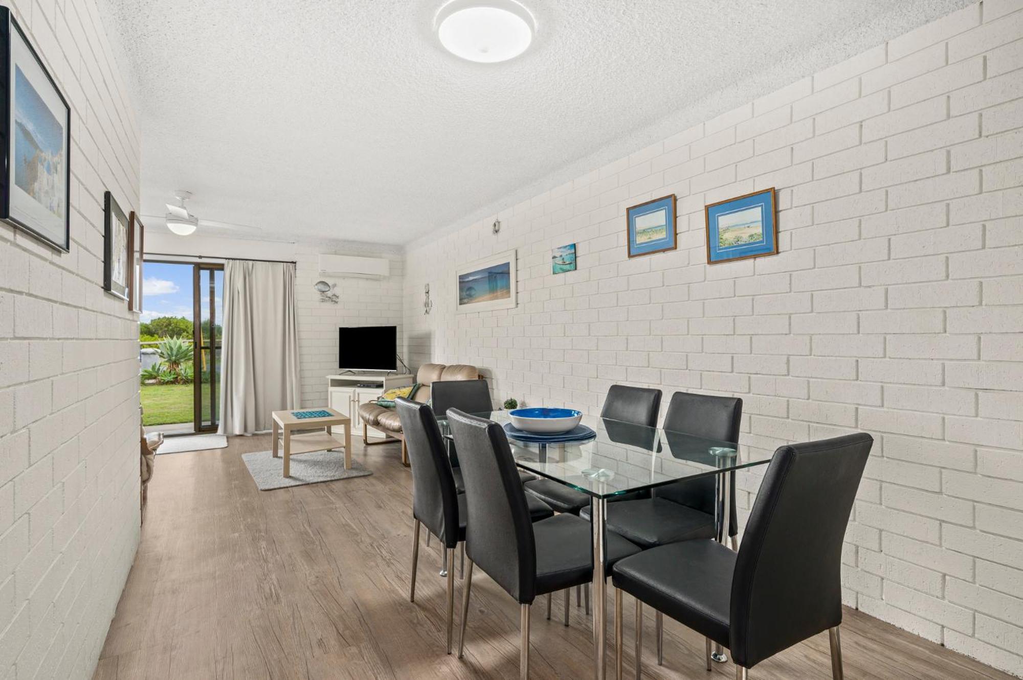 Sun & Surf Aldinga Beach Apartment Exterior photo